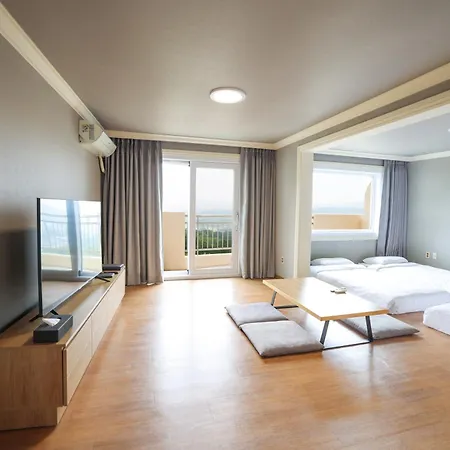 La Vie Dor Hotel And Resort, Trademark Collection By Wyndham Hwaseong Exterior photo